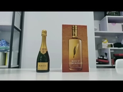caja de vino triangular