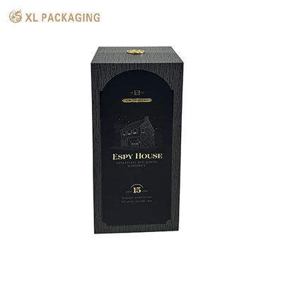 comprar Caja de regalo de whisky con bisagras personalizadas con laminación suave al tacto, estampado de lámina dorada e inserto de EVA personalizado para empaques de licores Fabricación en línea