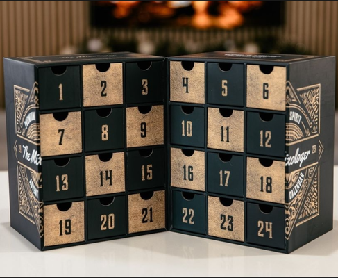 comprar Calendario de Adviento con Caja de 24 Cajones, Apertura por Dos Lados y Orificio para Dedos para Extraer los Cajones Fabricación en línea