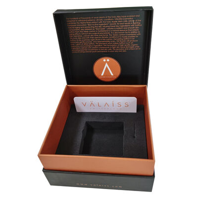 comprar Caja de regalo cosmética texturizada con inserto de esponja, logotipo en relieve de lámina de oro rosa, embalaje de papel para cuidado de la piel de lujo Fabricación en línea