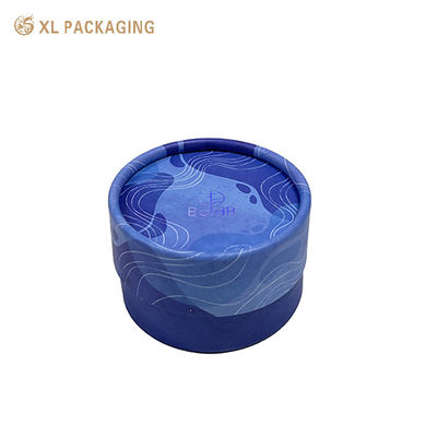 Caja de joyería de tubos de papel pequeño con acabado de papel plateado de arco iris y cartón gris rígido de 1000gm para insertar una tarjeta Kraft segura de 500gm