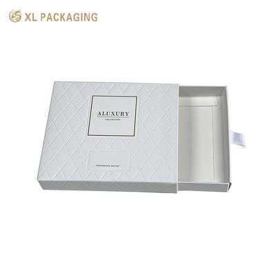 Caja de perfumes plegable de papel Kraft Caja de perfumes de cajón blanco Envasado con mango
