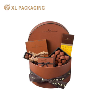 Caja de regalo de chocolate redonda de estilo francés de 2 piezas tubo de embalaje cilíndrico marrón con logotipo de papel de oro y cinta de satén