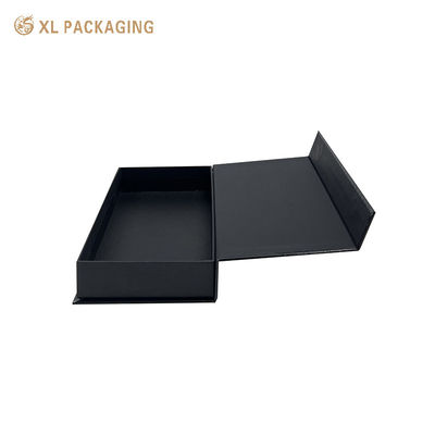 Caja magnética de cartón plegable negro para ropa y camisetas