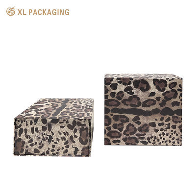 Caja de regalo rígida plegable de lujo con cierre magnético oculto y diseño de impresión de moda Leopard