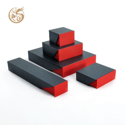 Caja de regalo de joyería con cajón personalizado, caja deslizante rígida de papel especial texturizado negro y rojo con inserto de terciopelo elástico para collar y pulsera