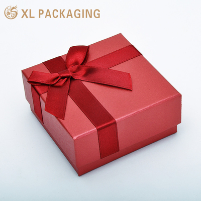 Logotipo personalizado de joyería embalaje de papel cartón tapa y fondo de tamaño múltiple caja de joyas con espuma de esponja
